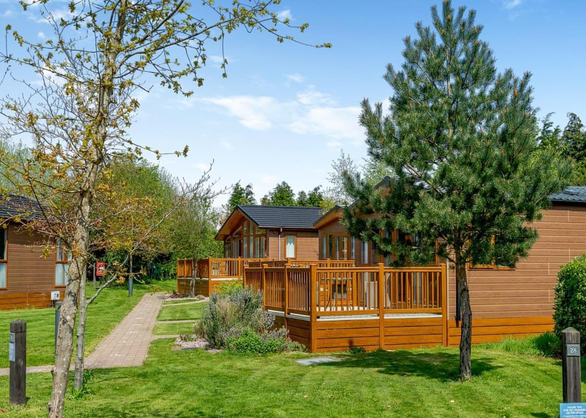 Canterbury Reach Lodge Retreat Petham Ngoại thất bức ảnh