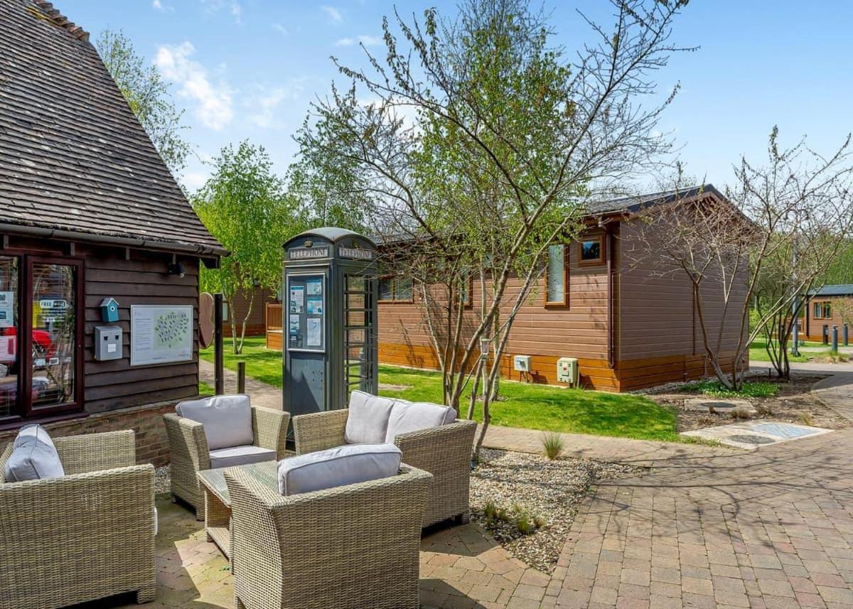 Canterbury Reach Lodge Retreat Petham Ngoại thất bức ảnh